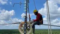 PT PLN (Persero) tengah mempercepat pembangunan Saluran Udara Tegangan Tinggi (SUTT) 150 kilo Volt (kV) Pangkalan Bun-Sukamara.