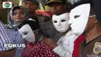 Petugas Satreskrim Polres Jember berhasil membongkar praktik prostitusi terselubung yang berlangsung di sebuah warung makan di tepi jalan.