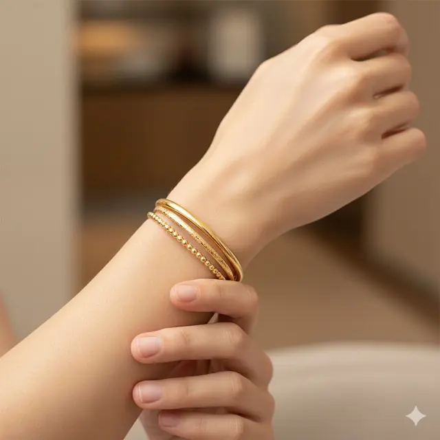 Model Gelang Emas 5 Gram Bangle Polos yang Elegan tapi Berkilau (Image by Gemini AI)