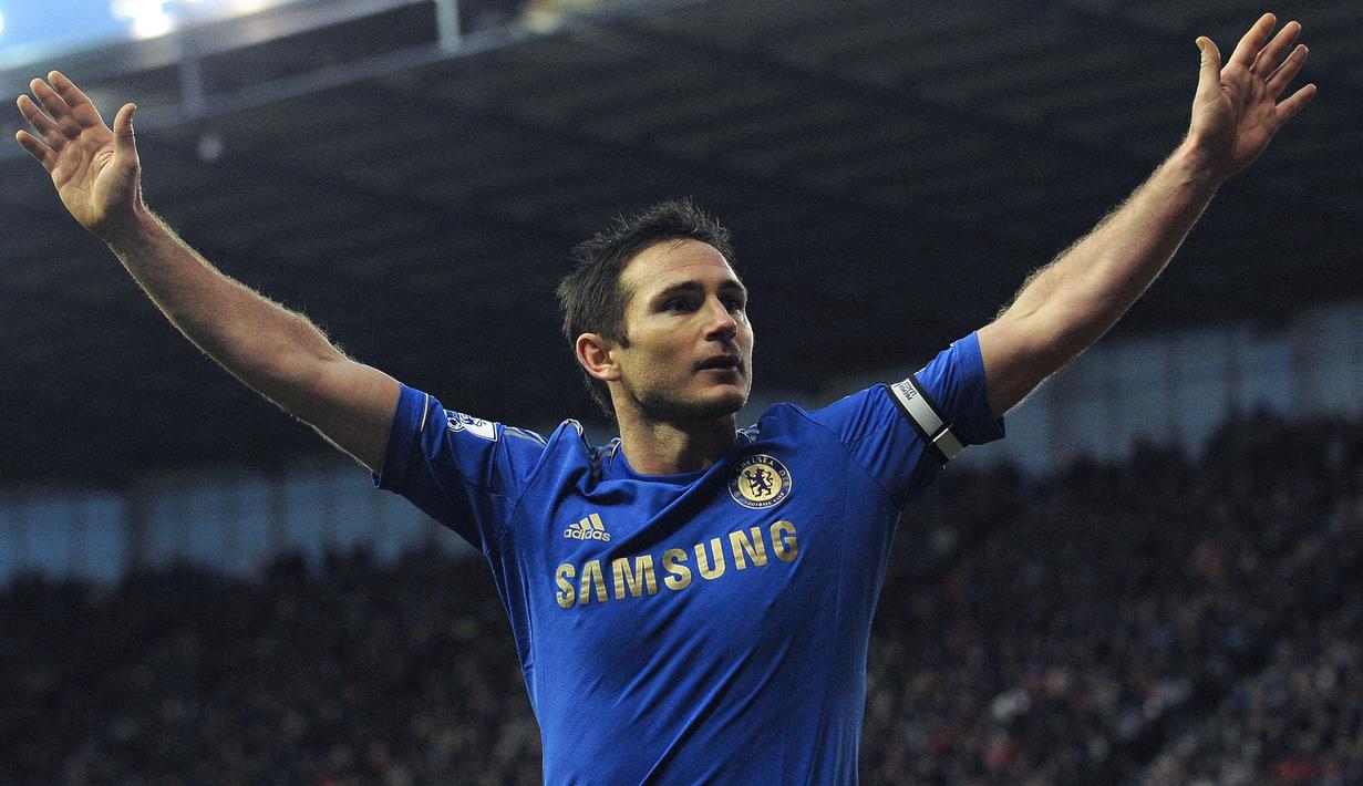 Frank Lampard adalah gelandang dengan produktivitas tertinggi dalam sejarah Liga Inggris, yaitu 177 gol. Meski tiba sebelum era Abramovich, ia memiliki semua momen kejayaannya setelah pengambilalihan oleh pengusaha Rusia itu. (AFP/Andrew Yates)