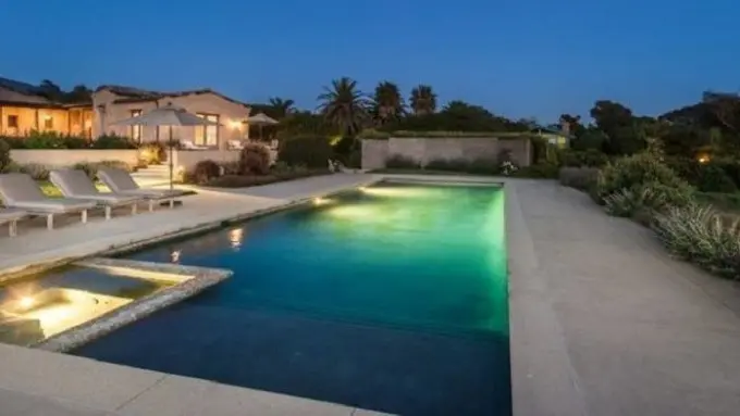 [Bintang] Rumah Lady Gaga