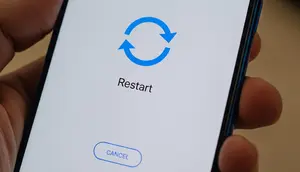 HP Sudah Update Apa Perlu Restart Lagi?