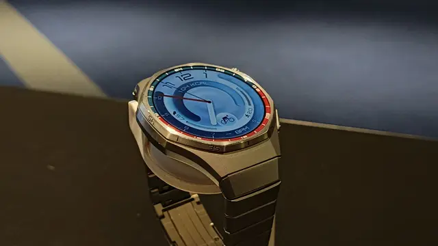 Huawei Watch GT6 Pro saat acara pengenalan Huawei Watch GT6 Series, Rabu (1/10/2025) di Jakarta. Liputan6.com/Matahari Kartika Purusakara.