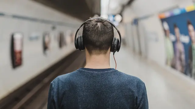 Manfaat Mendengarkan Musik