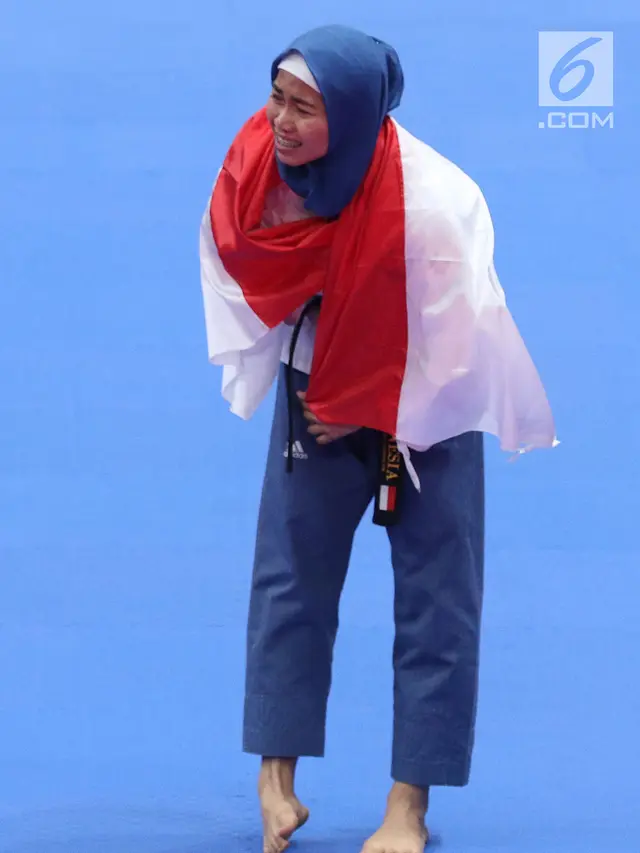 Ekspresi Defia Rosmaniar Saat Raih Emas