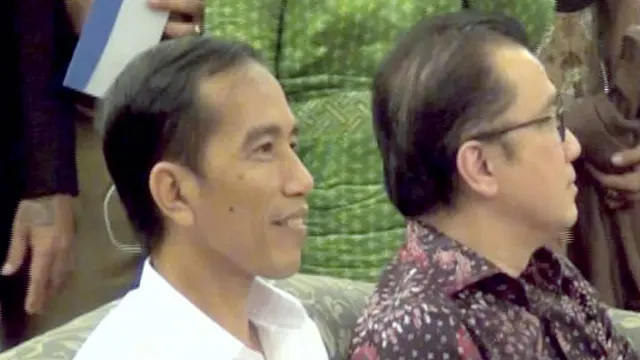 Caleg Artis, Warna-Warni Bagi Jokowi