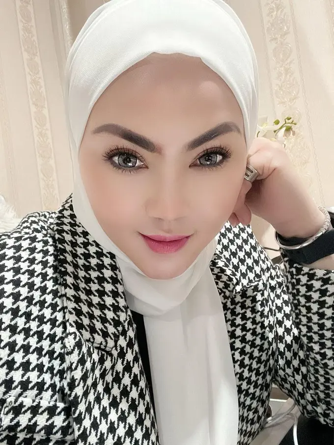 Ade Fitrie Kirana bicara penuaan dini (Instagram/official_adefitriekirana)