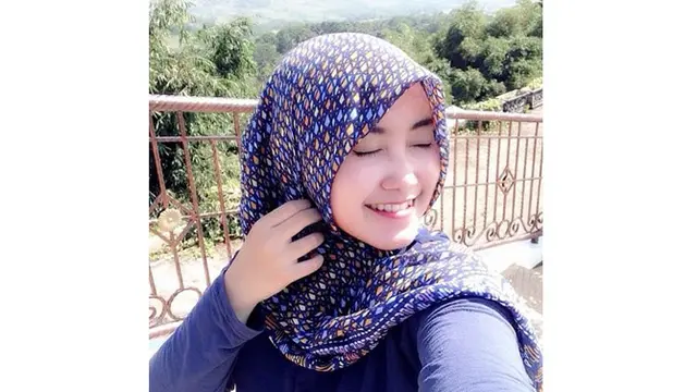 Jika dilihat dari aktivitas di media sosialnya, pemilik nama lengkap Jovita Adityasari ini masih menetap di Tanah Air.