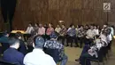 Suasana acara buka puasa bersama pimpinan dan jajaran media dalam grup SCM-Emtek dengan Kemenkominfo, Komisi 1 DPR, Komisi Penyiar Indonesia (KPI) dan Lembaga Sensor Film (LSF) di SCTV Tower, Jakarta (22/5). (Liputan6.com/Herman Zakharia)