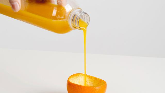 Resep Membuat Sirup Jeruk Rumahan yang Segar dan Cocok untuk Stok Minuman