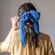 Updo juga cocok digunakan untuk berbagai suasana. Mau tampil profesional saat bekerja, terlihat anggun untuk acara khusus, atau tampil effortless saat hangout pun bisa dengan gaya yang sederhana. Yang kamu butuhkan hanyalah sedikit teknik dasar, beberapa karet rambut, dan bobby pins. (foto/dok: freepik/pvproductions)
