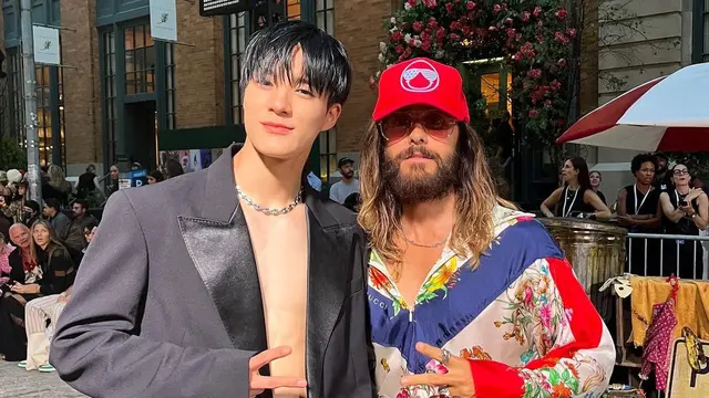 Jeno NCT dan Jared Leto di Vogue World. (Instagram/nct)