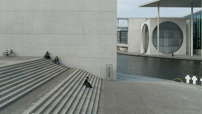 Difoto 'Salah', Ini 10 Potret Sisi Lain dari Tempat Wisata Dunia