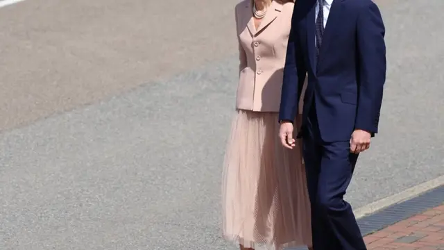 Gaya bangsawan Kate Middleton kenakan busana dari Dior dan Givenchy saat Jamu Presiden Prancis. [@princeandprincessofwales]