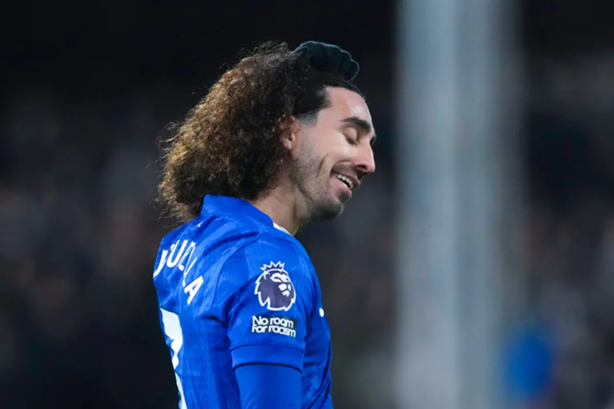 Foto: Diwarnai Kartu Merah Cucurella, Chelsea Tumbang di Markas Fulham