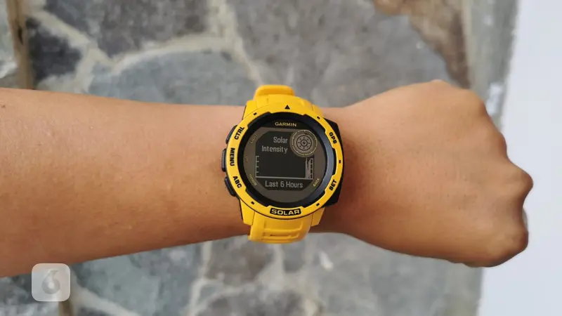 Garmin Instinct Solar, Jam Tangan Olahraga Bertenaga Surya