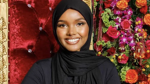 Halima Aden/(@halima)