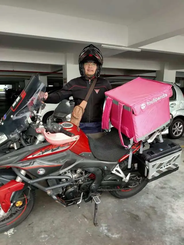 Dulu Bergaji Rp 60 Juta, Kini Pilot Ini Alih Profesi Jadi Pengantar Makanan