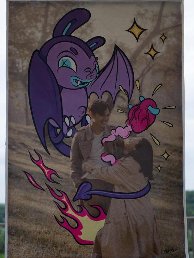 Usung Konsep Berbeda, Ini 6 Potret Prewedding Adipati Dolken dan Canti Tachril