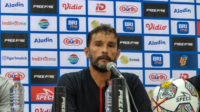 Leonardo Medina, Persis Solo