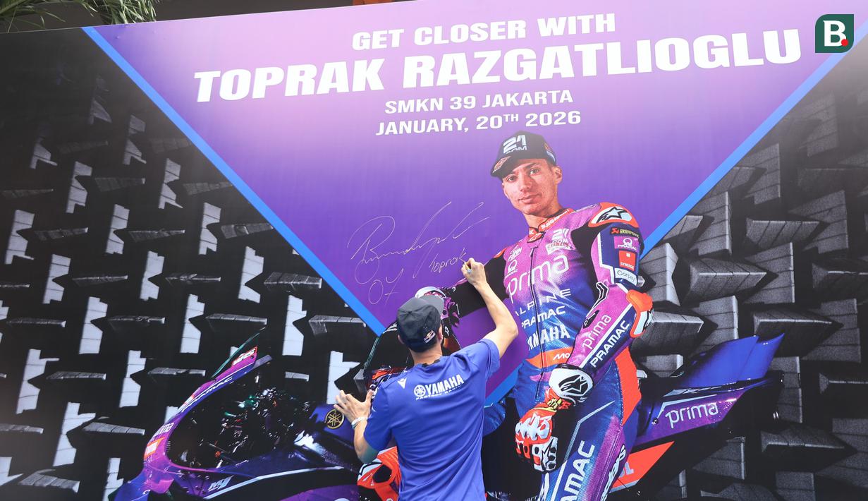 Toprak merasa sangat bersyukur mendapatkan dukungan moral tambahan menjelang debutnya di MotoGP pada musim 2026. (Bola.com/M Iqbal Ichsan)