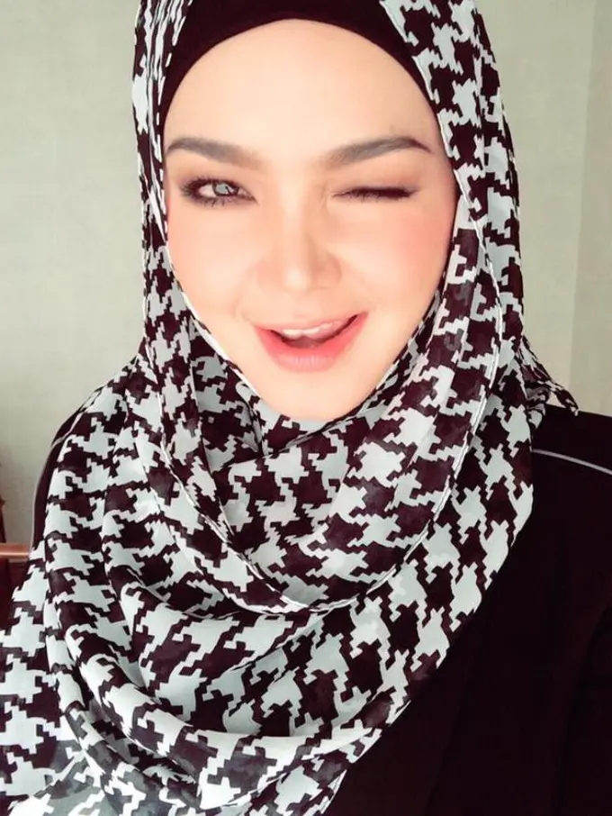 [Bintang] Siti Nurhaliza
