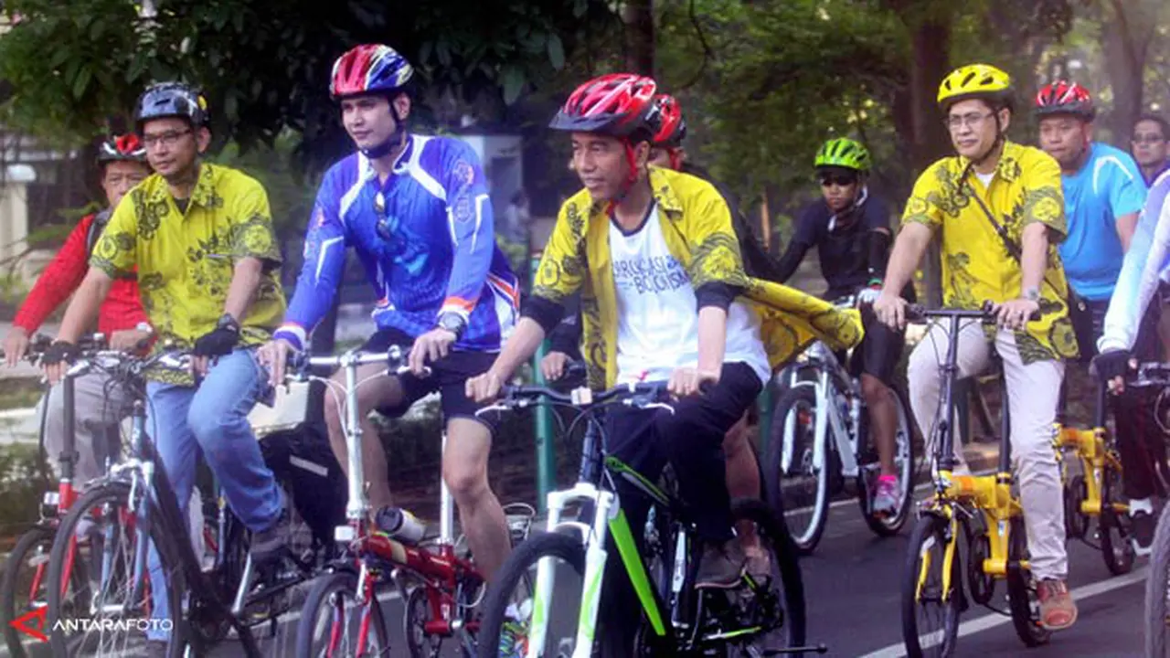 jokowi-sepeda-1-131215b.jpg