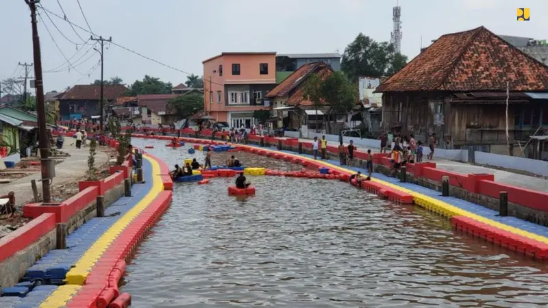 BBWS Sumatera VIII bersinergi dengan Pemprov Sumsel dan Pemkot Palembang untuk melakukan revitalisasi sungai sepanjang 800 meter. (Dok. Kementerian PUPR)