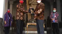 Istana Serahkan Keris Bugis ke Museum Nasional Indonesia