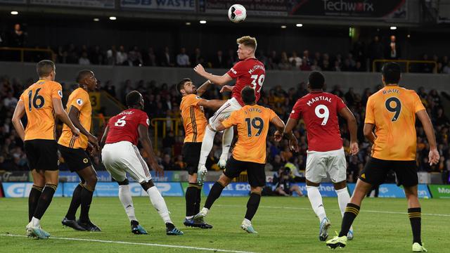 FOTO: Paul Pogba Gagal Penalti, MU Ditahan Imbang Wolves