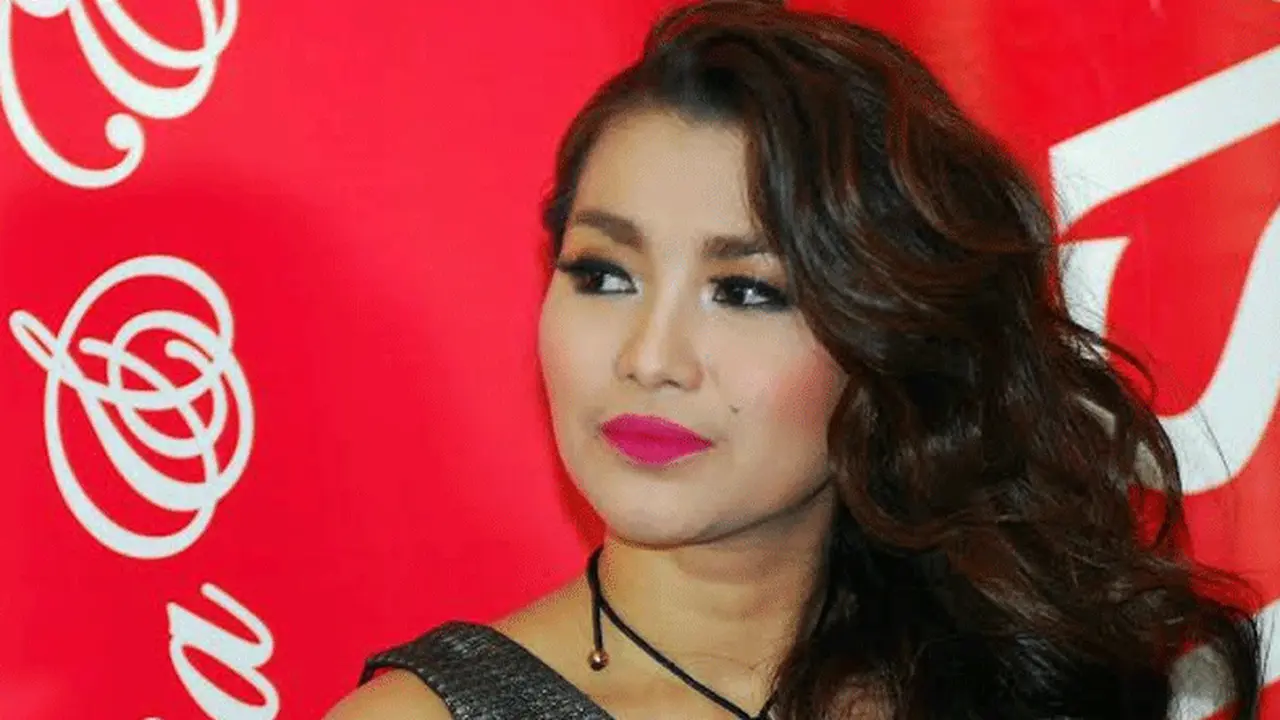 fitri carlina