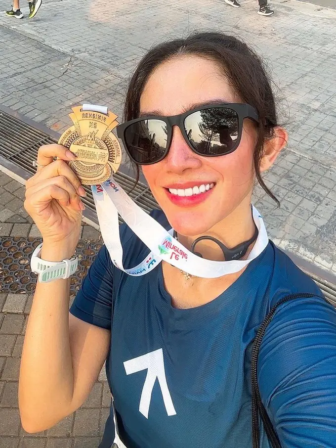 Ussy Sulistiawaty ikut maraton (Instagram/ussypratama)