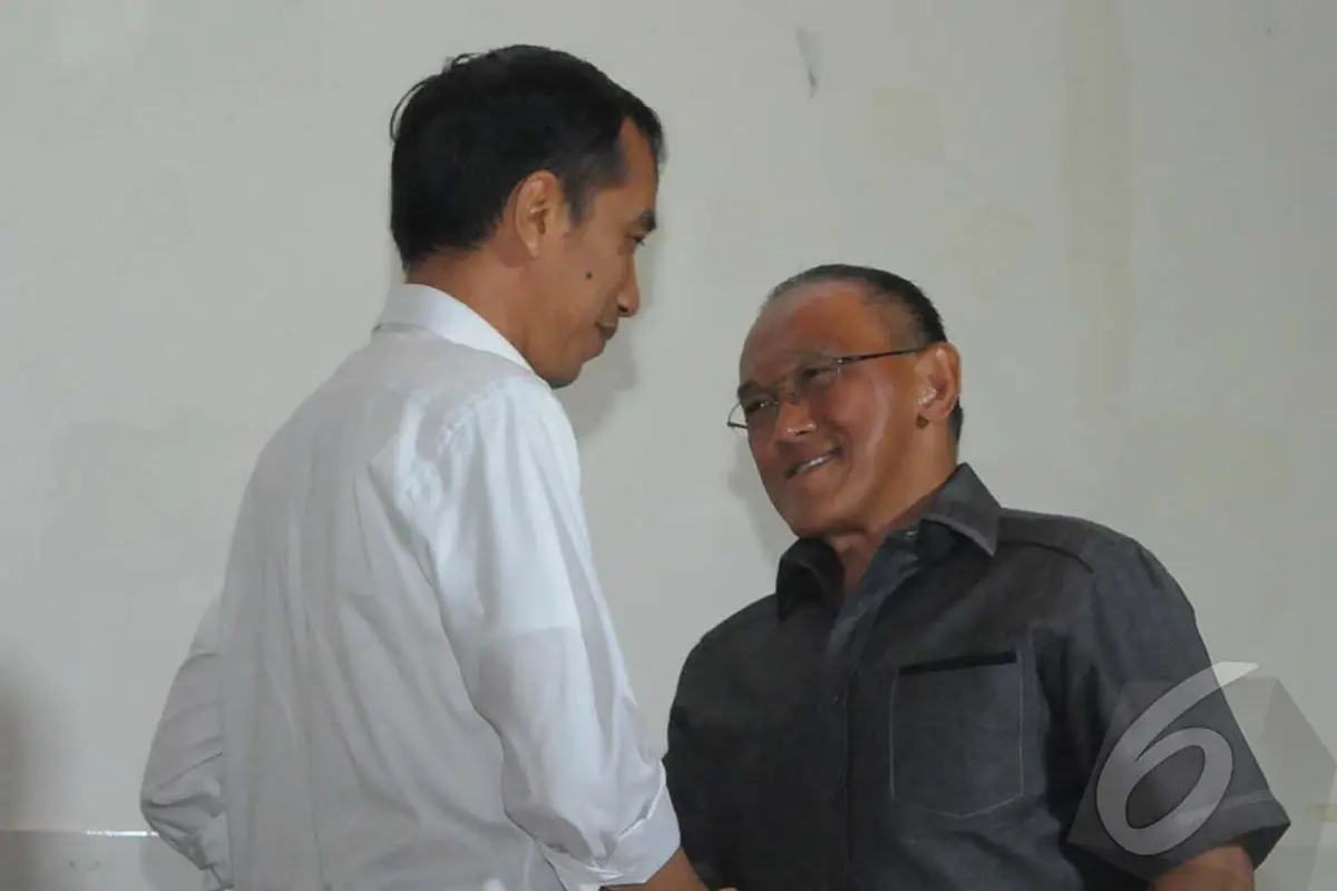 Jokowi Ajak Ical Gabung ke Indonesia Hebat?