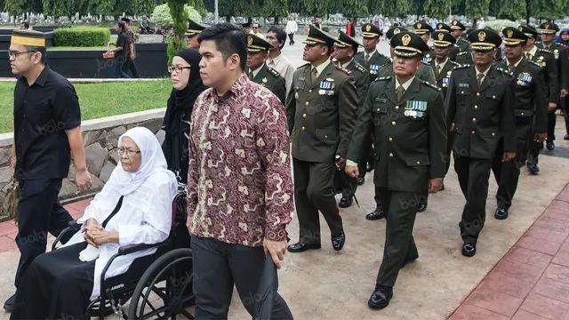 Pemakaman Maulwi Saelan