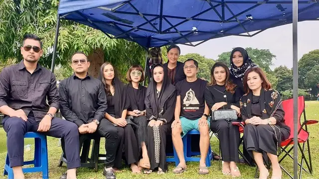 6 Potret Pemain Senior Dari Jendela SMP, Kompak Berperan Jadi Orang Tua
