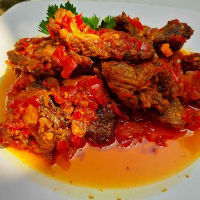 5 Menu Khas Minang ala Dapur DaEzzy, Sedapnya Tak Kalah dengan Restoran Ternama