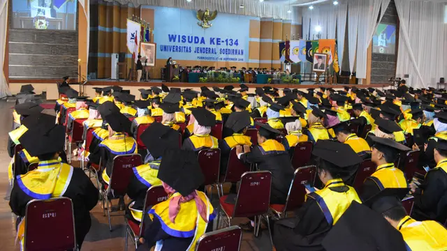 Wisuda ke-134 Unsoed, Purwokerto. (Foto: Liputan6.com/Unsoed/Muhamad Ridlo)