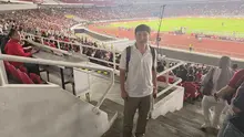 Pelatih Vietnam Kim Sang-sik Menonton laga Timnas Indonesia vs Mozambik (Liputan6.com/Thomas)