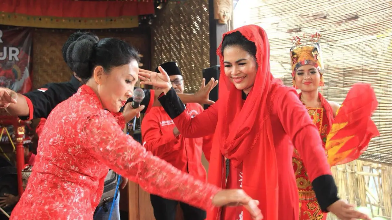 Kunjungi Osing, Puti Soekarno Ingin Jawa Timur Hidup Berbudaya