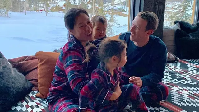 7 Potret Keseruan Keluarga Mark Zuckerberg yang Jarang Tersorot