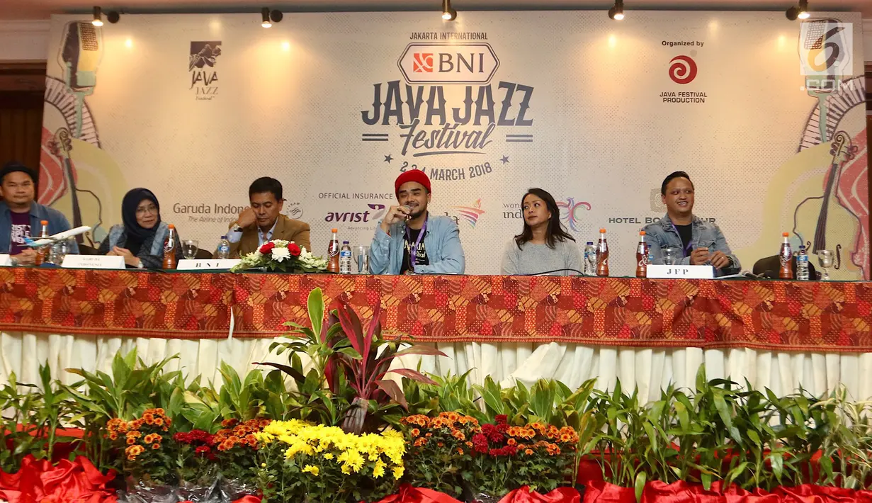 Suasana konferensi pers seputar Java Jazz Festival (JJF) 2018 di Jakarta, Rabu (28/2). JJF 2018 akan menampilkan Goo Goo Dolls, Daniel Caesar, Lauv, Vanessa Williams, JP Cooper, serta Andien, Glenn Fredly, dan The Rollies. (Liputan6.com/Immanuel Antonius)