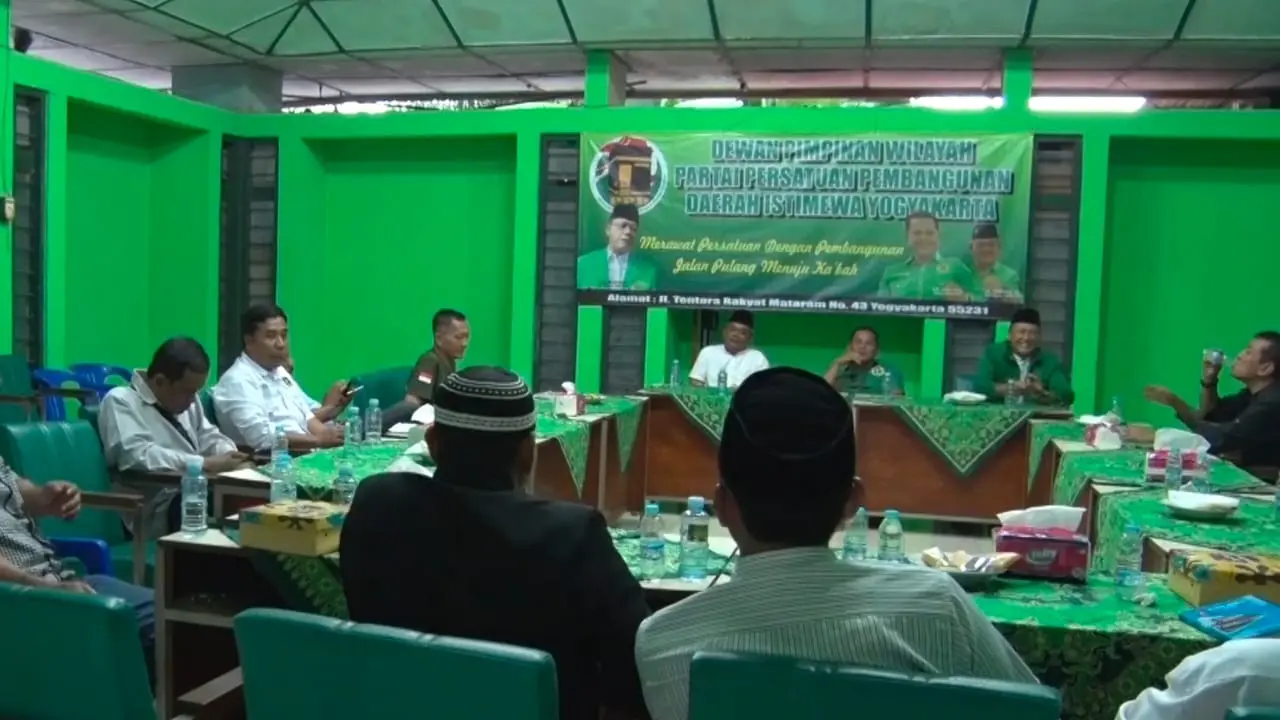 Ketua Umum Gerakan Pemuda Kabah (GPK) Pusat Imam Fauzan menegaskan pihaknya tidak terlibat dalam pencalonan presiden Anies Baswedan yang digelar di Grand Pasific Jalan Magelang, Yogyakarta.