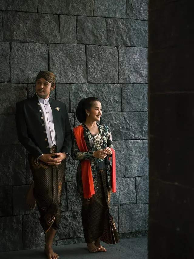 Dwi Sasono dan Widi Mulia