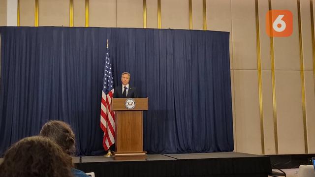 Menteri Luar Negeri Amerika Serikat (Menlu AS) Antony Blinken di Hotel St Regis Jakarta pada Jumat 14 Juli 2023. (Liputan6.com/Tanti Yulianingsih)