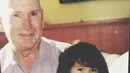 <p>Sedangkan ini potret kebersamaan Sandrinna Michelle dengan sang ayah. Seperti diketahui, ayah dan anak ini sempat tinggal terpisah selama 9 tahun. (Foto: instagram.com/sandrinna_11)</p>