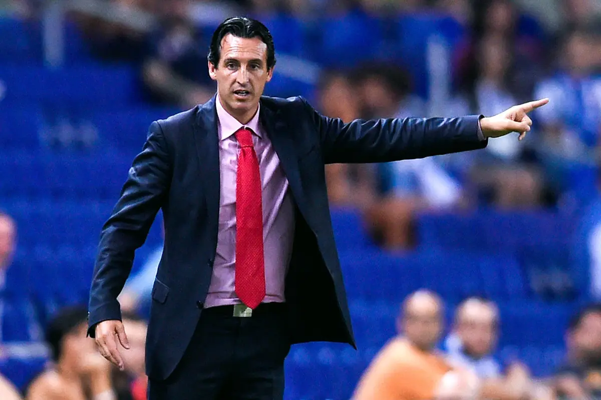 Emery Tak Berminat Latih AC Milan