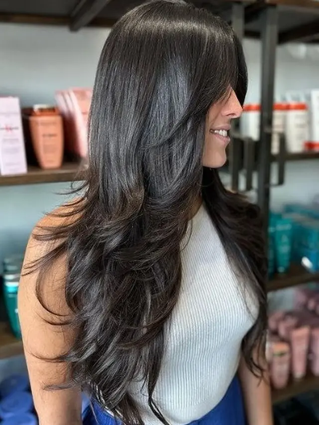 Model rambut blunt cut (Sumber: Instagram/@shearfabulous)