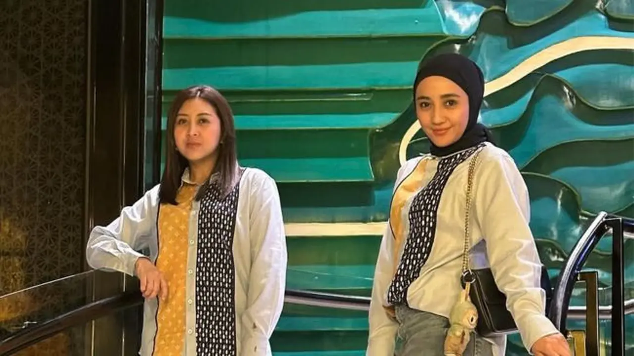 Bestie Sejati, 5 Potret Penti Nur Afiani dan Errina GD yang Hobi Pakai Baju Senada (credit: instagram/pentypenk).