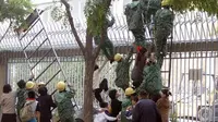 29-9-2004: Warga Korut Minta Suaka Masuk Kedutaan Kanada di China