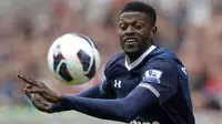 Tantang City, Tottenham Isyaratkan Turunkan Adebayor